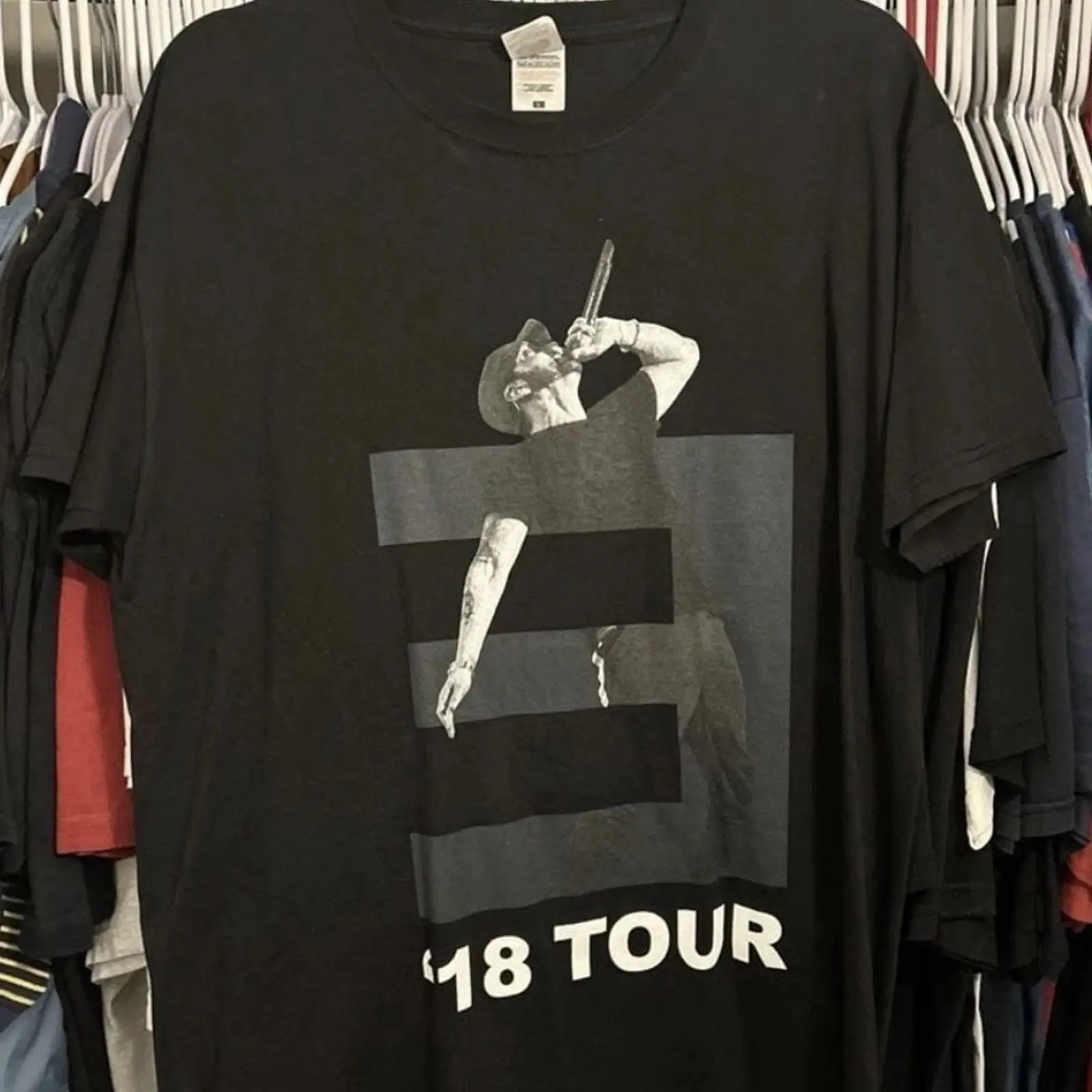 Vintage Fashion Revival - تي شيرت Eminem 2018 Revival Europe