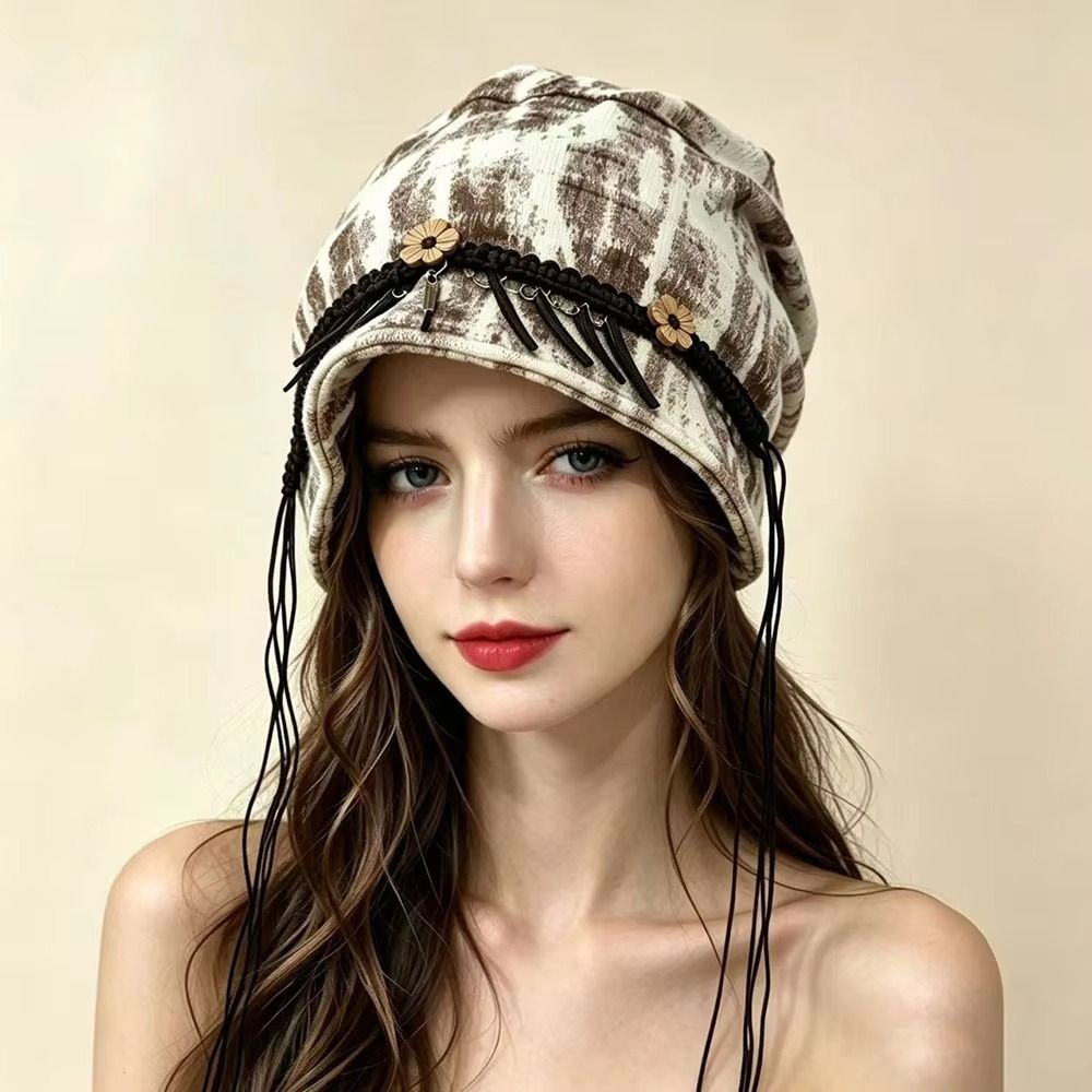 قبعة بيني عرقية عتيقة بتصميم ب - مراجعة Vintage Fashion Bloggers وسعره