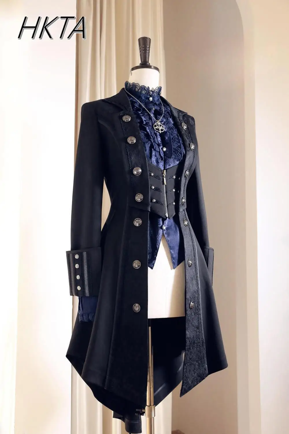 النمط البريطاني الرجعية الظلام - مراجعة Vintage Trench Coat وسعره